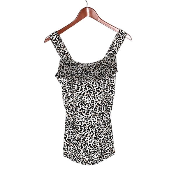 FINAL DAYS $5 Leopard Print Sleeveless Top -CLOSET CLOSING - Picture 2 of 9
